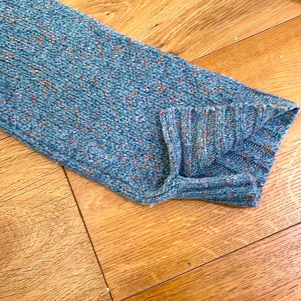 American Eagle Soft Blue multi Sweater with loose zipper sides, loose sleeve - Picture 5 of 6